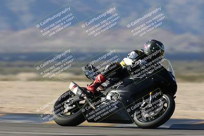 media/Jan-15-2026-Racers Edge (Thu) [[dfebeb70ab]]/3-B Group/Session 1 Turn 8/